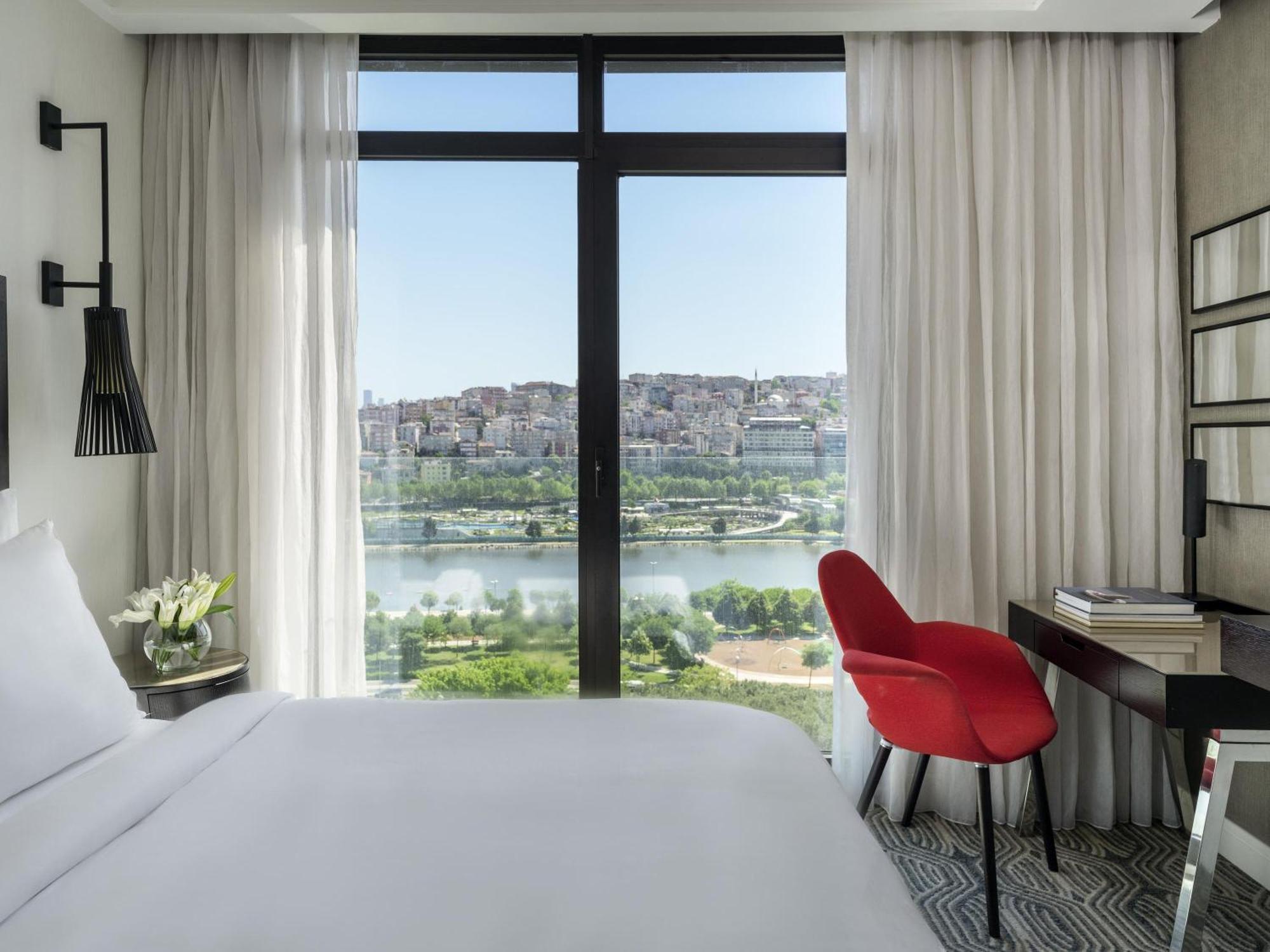 Moevenpick Istanbul Hotel Golden Horn — Fotos 1